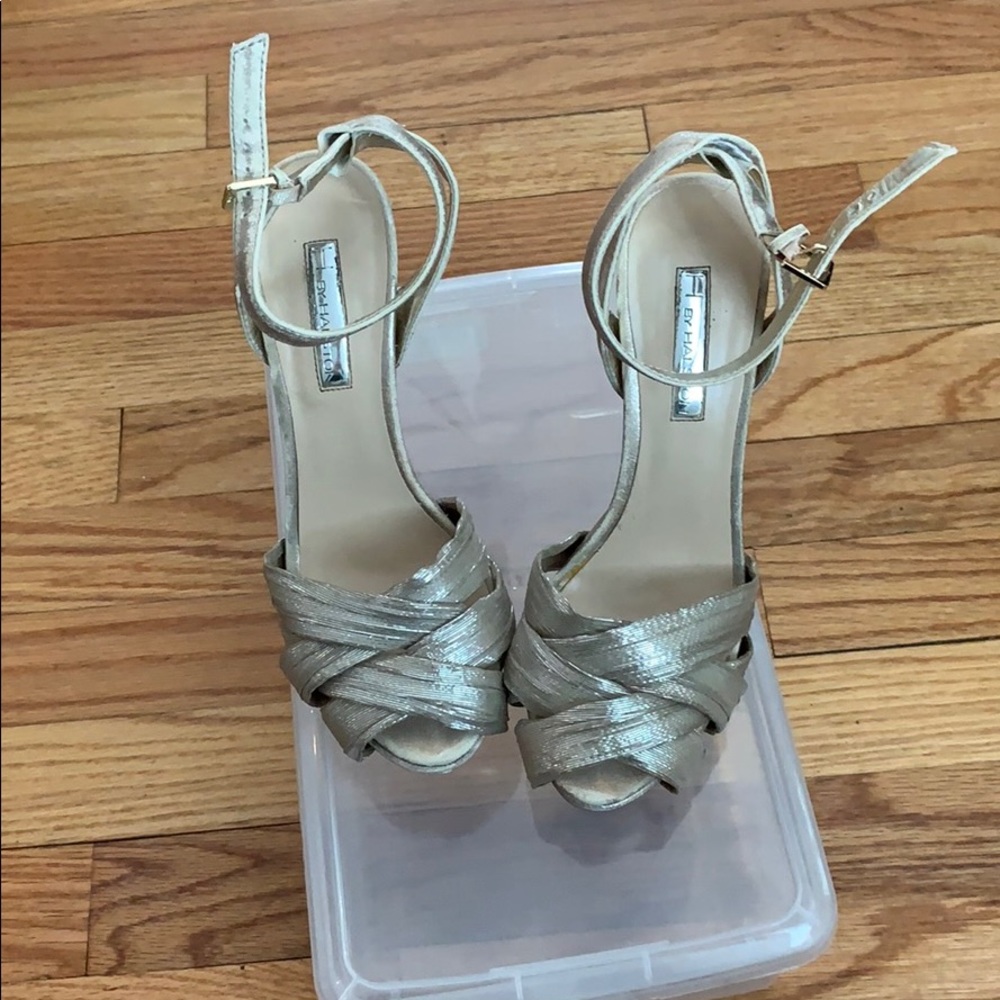 H by Halston Gold Shimmer Strap Heels Sz 6.5